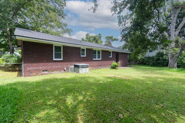 1905 Aichele Drive, North Charleston, SC 29406