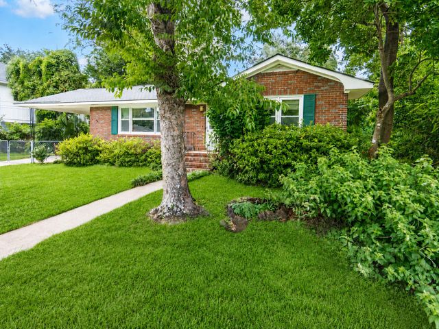 1905 Aichele Drive, North Charleston, SC 29406