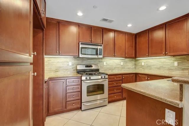 12366 Hollyhock 2, Rancho Cucamonga, CA 91739