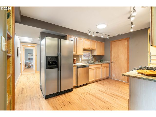 13532 Se FOSTER Pl, Portland, OR 97236