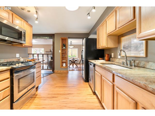 13532 Se FOSTER Pl, Portland, OR 97236