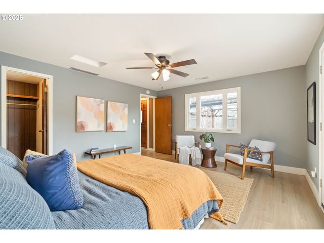 13532 Se FOSTER Pl, Portland, OR 97236