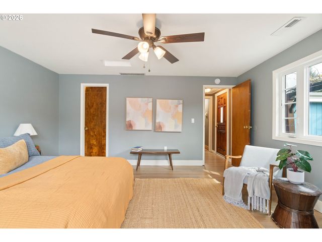 13532 Se FOSTER Pl, Portland, OR 97236