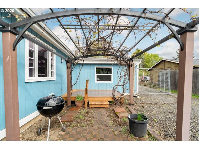 13532 Se FOSTER Pl, Portland, OR 97236