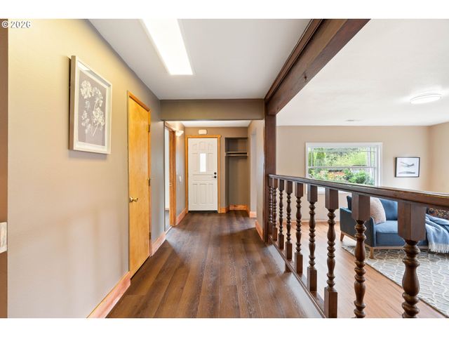 13532 Se FOSTER Pl, Portland, OR 97236