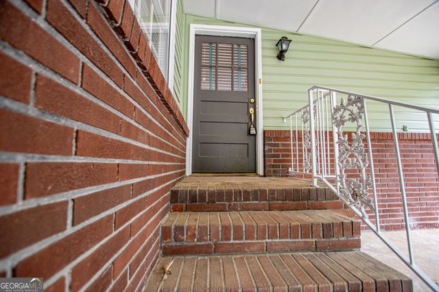 142 Oak Avenue, Carrollton, GA 30117