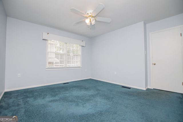 142 Oak Avenue, Carrollton, GA 30117