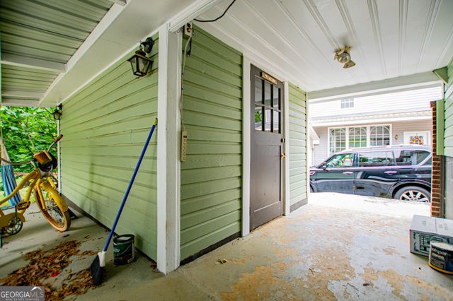 142 Oak Avenue, Carrollton, GA 30117