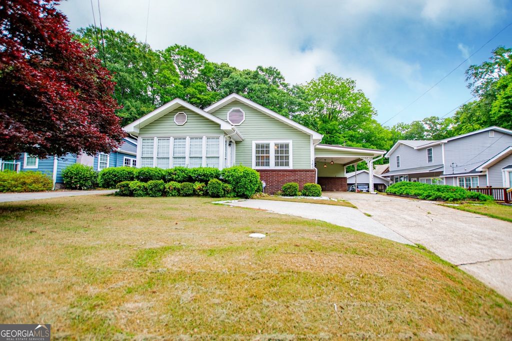 142 Oak Avenue, Carrollton, GA 30117