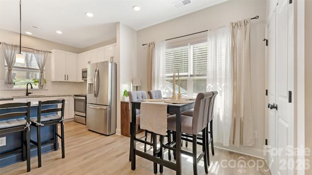 318 N avon Street, Gastonia, NC 28054