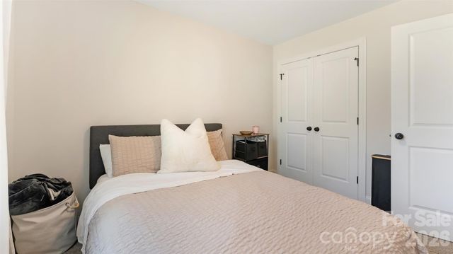 318 N avon Street, Gastonia, NC 28054