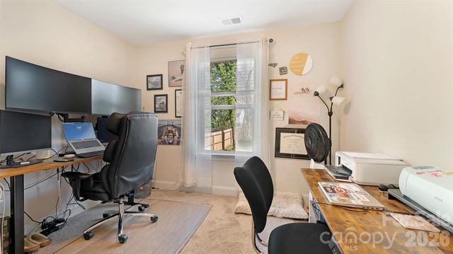 318 N avon Street, Gastonia, NC 28054