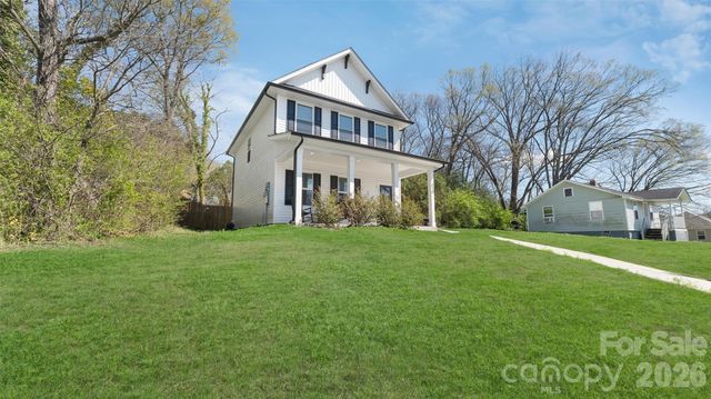 318 N avon Street, Gastonia, NC 28054