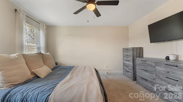 318 N avon Street, Gastonia, NC 28054