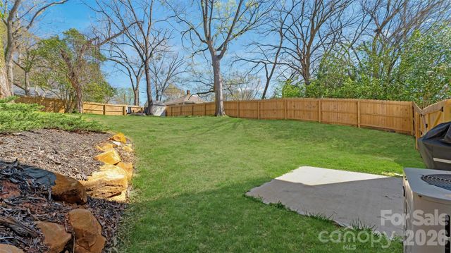 318 N avon Street, Gastonia, NC 28054