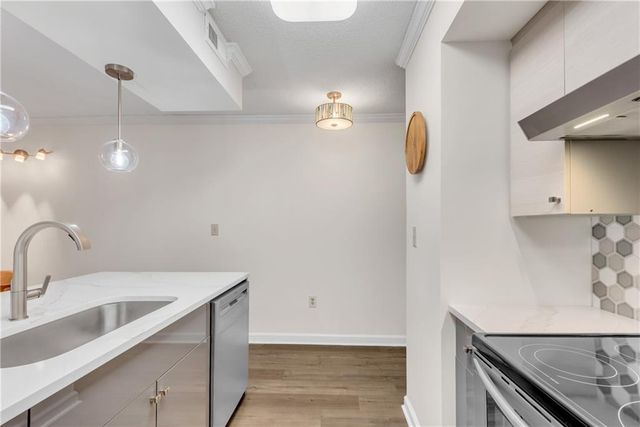 795 Hammond Drive 1402, Atlanta, GA 30328