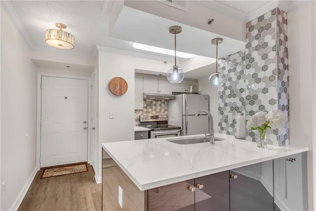 795 Hammond Drive 1402, Atlanta, GA 30328