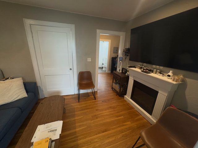 293 Spring St. Ext. 3, Medford, MA 02155