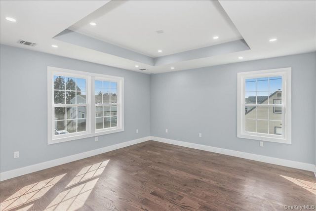 3 Cornell Avenue, Hicksville, NY 11801