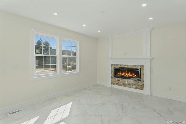 3 Cornell Avenue, Hicksville, NY 11801