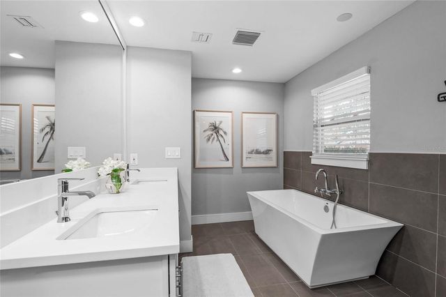 128 VARIETY TREE CIRCLE, Altamonte Springs, FL 32714