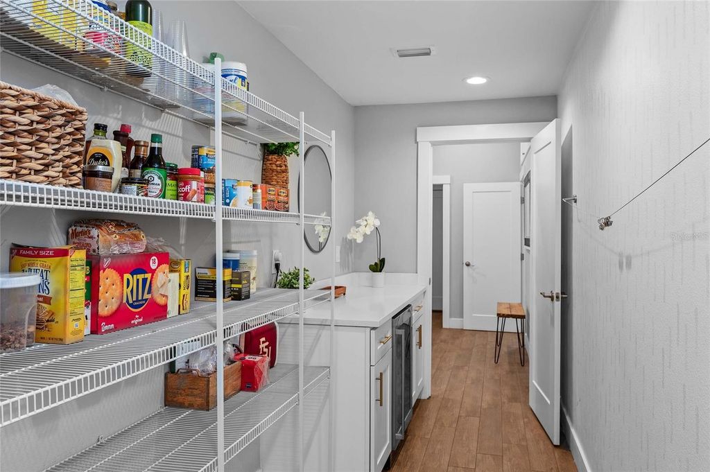 Image 33 of property listing at 128 VARIETY TREE CIRCLE, Altamonte Springs, FL 32714