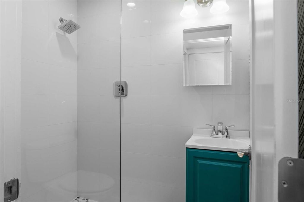 Image 35 of property listing at 128 VARIETY TREE CIRCLE, Altamonte Springs, FL 32714