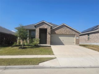 2320 Stallings Road, Fort Worth, TX 76108