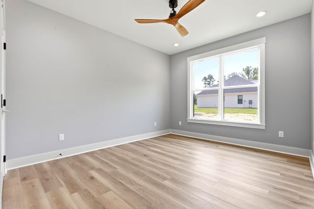12786 W SARDIS Road, Bauxite, AR 72011