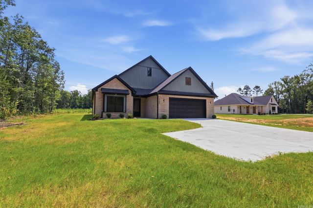 12786 W SARDIS Road, Bauxite, AR 72011