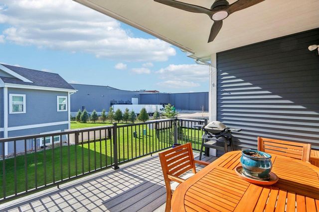1115 Prairie View Drive, Waunakee, WI 53597