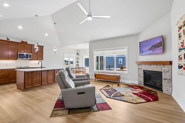 1115 Prairie View Drive, Waunakee, WI 53597