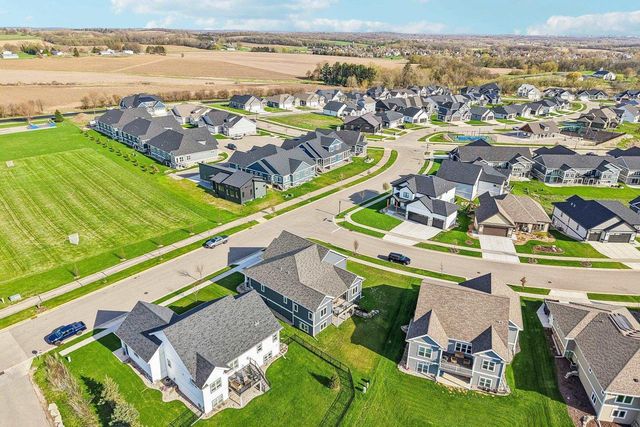 1115 Prairie View Drive, Waunakee, WI 53597
