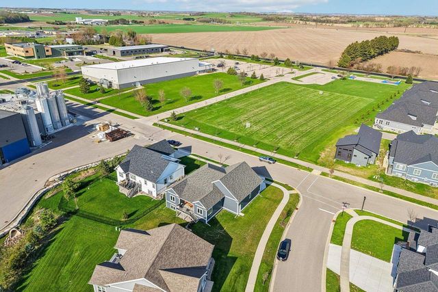 1115 Prairie View Drive, Waunakee, WI 53597