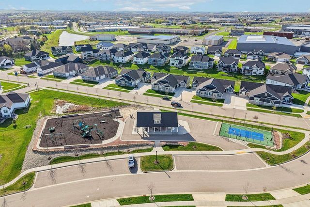 1115 Prairie View Drive, Waunakee, WI 53597