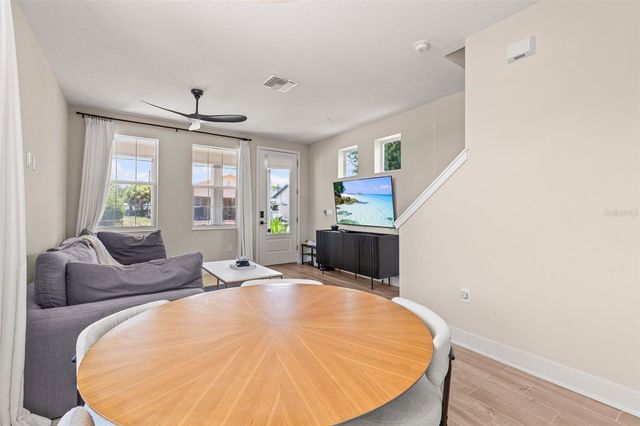 2110 W PALMETTO STREET, Tampa, FL 33607