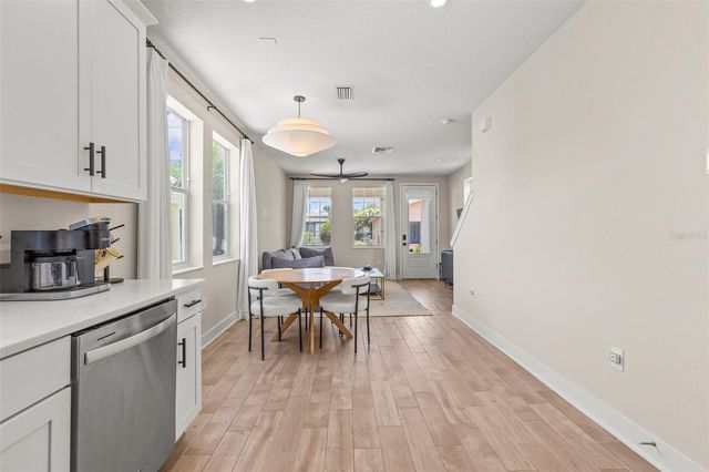 2110 W PALMETTO STREET, Tampa, FL 33607