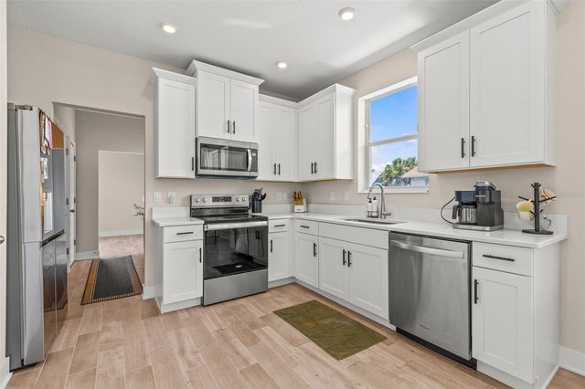 2110 W PALMETTO STREET, Tampa, FL 33607