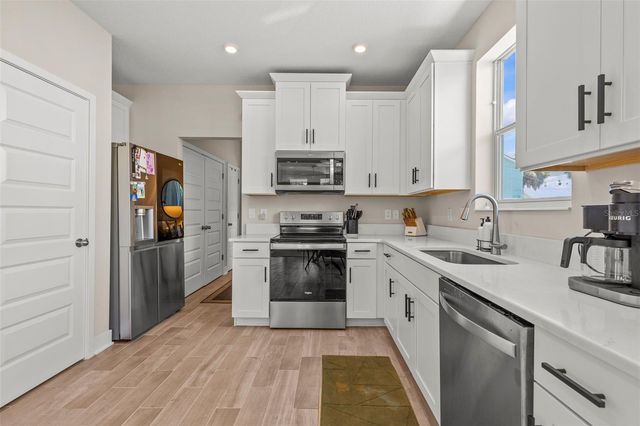 2110 W PALMETTO STREET, Tampa, FL 33607