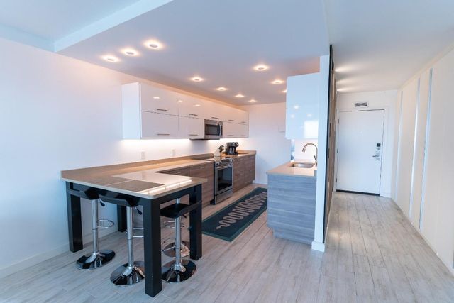 1200 Marine Way 907, North Palm Beach, FL 33408