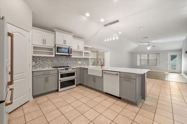 4720 Homelands Way, Fort Worth, TX 76135