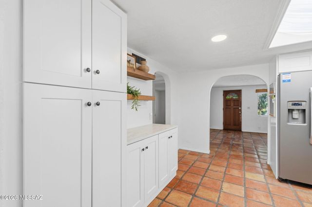 2720 N Columbus Boulevard, Tucson, AZ 85712