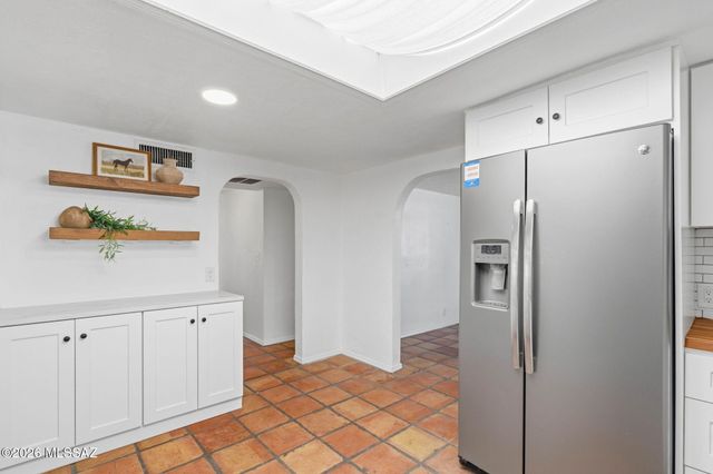 2720 N Columbus Boulevard, Tucson, AZ 85712