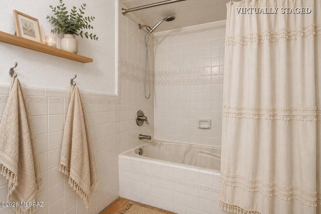 2720 N Columbus Boulevard, Tucson, AZ 85712