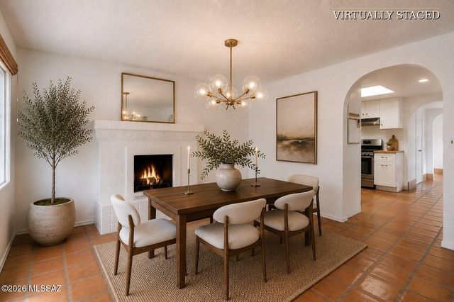 2720 N Columbus Boulevard, Tucson, AZ 85712
