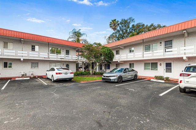 1100 MARTINIQUE DRIVE 207, Winter Haven, FL 33884