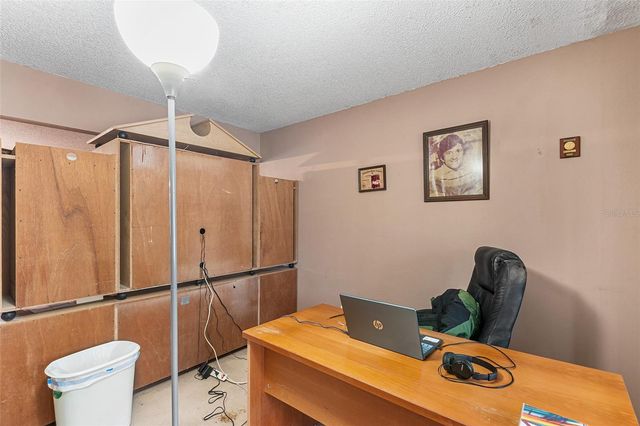 1100 MARTINIQUE DRIVE 207, Winter Haven, FL 33884