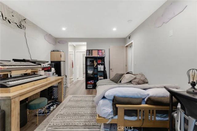 15344 Weddington Street 102, Sherman Oaks, CA 91411