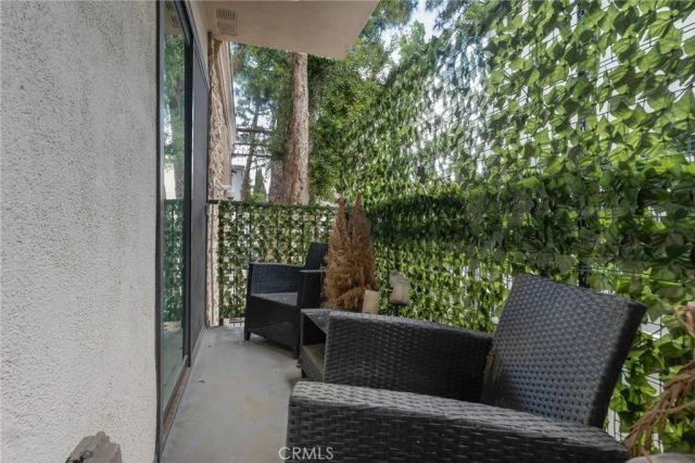 15344 Weddington Street 102, Sherman Oaks, CA 91411
