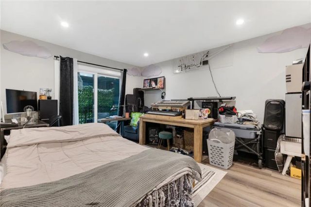 15344 Weddington Street 102, Sherman Oaks, CA 91411